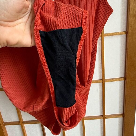 Reformation Selena Ribbed Lace Up Bodysuit in Scarlet | Small - Picture 5 of 8